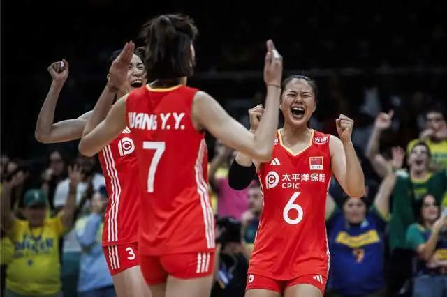  赵勇调整思路，中国女排三大位置迎来显著补强；老将经验助力，奥运资格前景明朗。 体育新闻 赵勇调整思路，中国女排三大位置迎来显著补强；老将经验助力，奥运资格前景明朗。 体育新闻 赵勇调整思路，中国女排三大位置迎来显著补强；老将经验助力，奥运资格前景明朗。 体育新闻 赵勇调整思路，中国女排三大位置迎来显著补强；老将经验助力，奥运资格前景明朗。 体育新闻