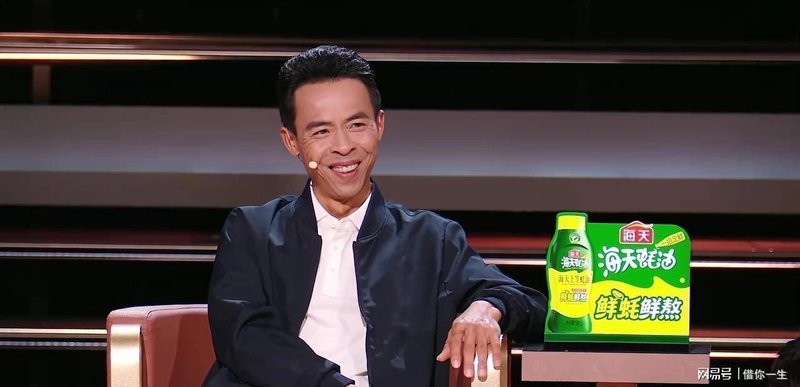  技术视角：鸡排哥的综艺首秀为何引发圈层争议？ 娱乐新闻